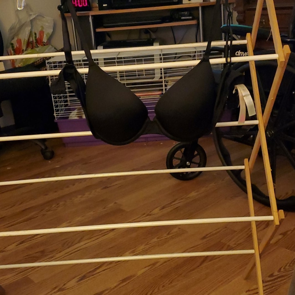 Victoria secret bra 36C